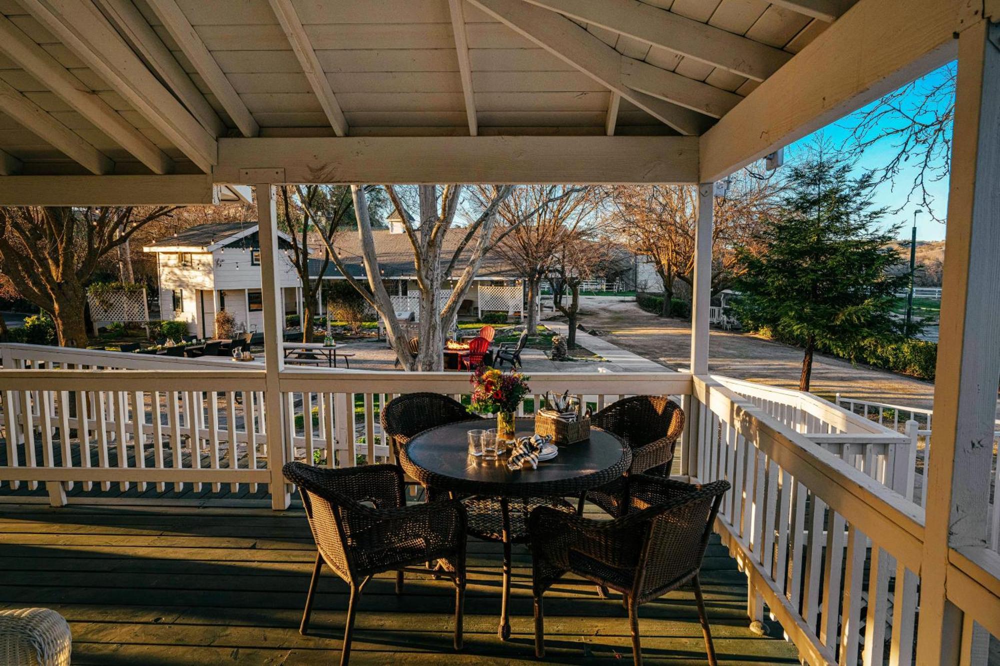 Victorian Manor In Paso Robles Wine Country Pool Hot Tub Firepit Tennis Court Sleeps 28 Экстерьер фото