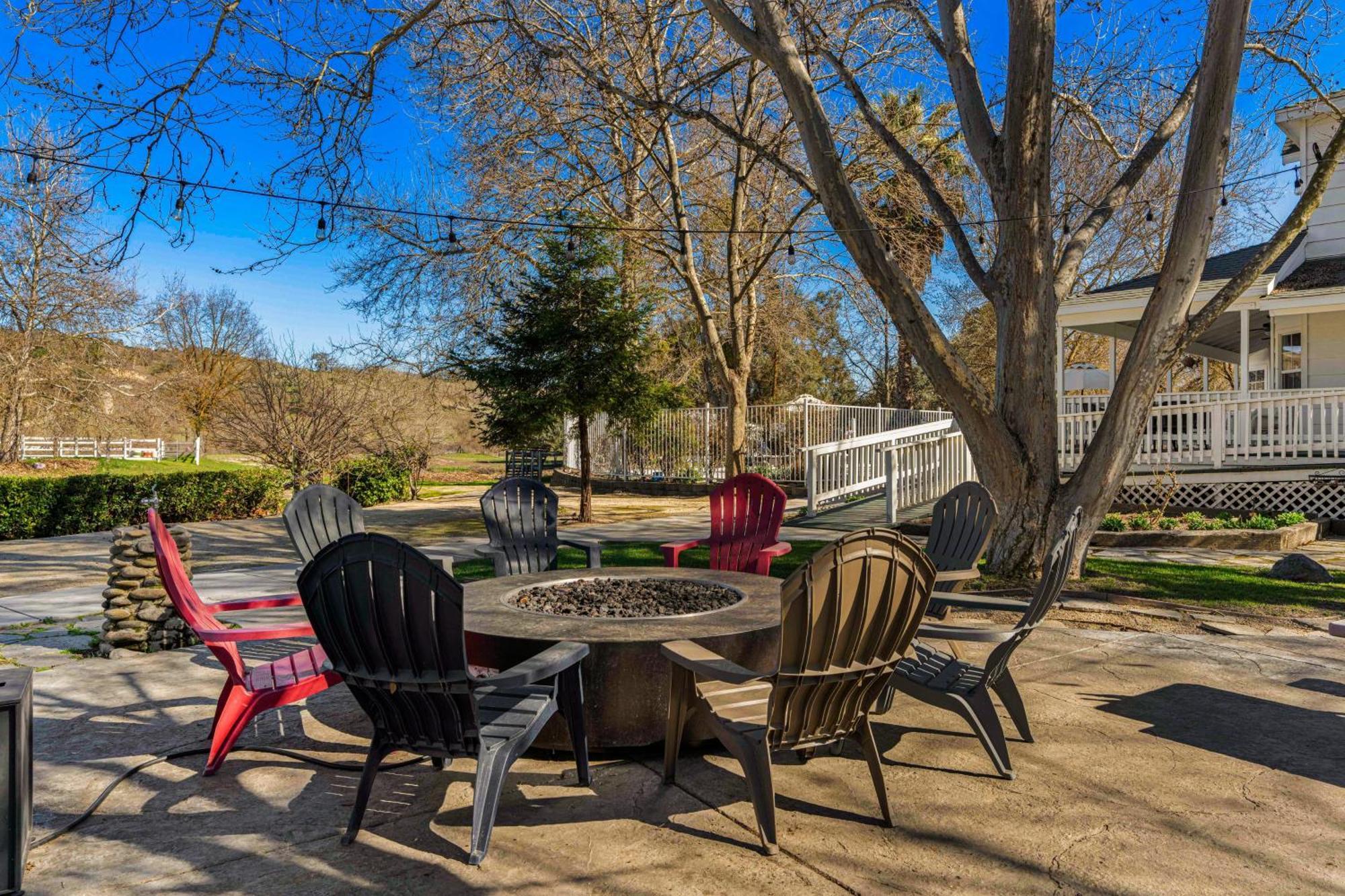 Victorian Manor In Paso Robles Wine Country Pool Hot Tub Firepit Tennis Court Sleeps 28 Экстерьер фото